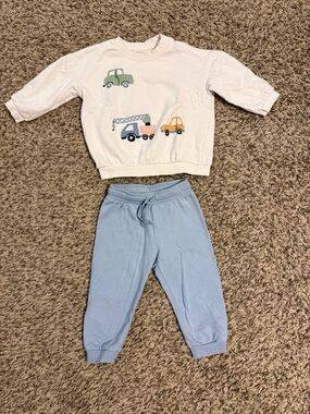 H&M Toddler Boy Sweatshirt and Jogger Set
